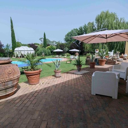 פיזה Villa Luxury Pool & Garden מראה חיצוני תמונה