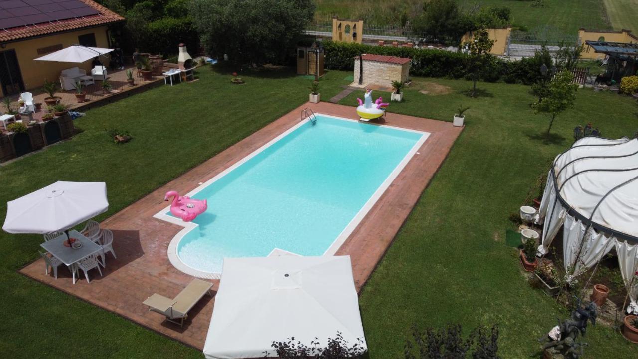 פיזה Villa Luxury Pool & Garden מראה חיצוני תמונה